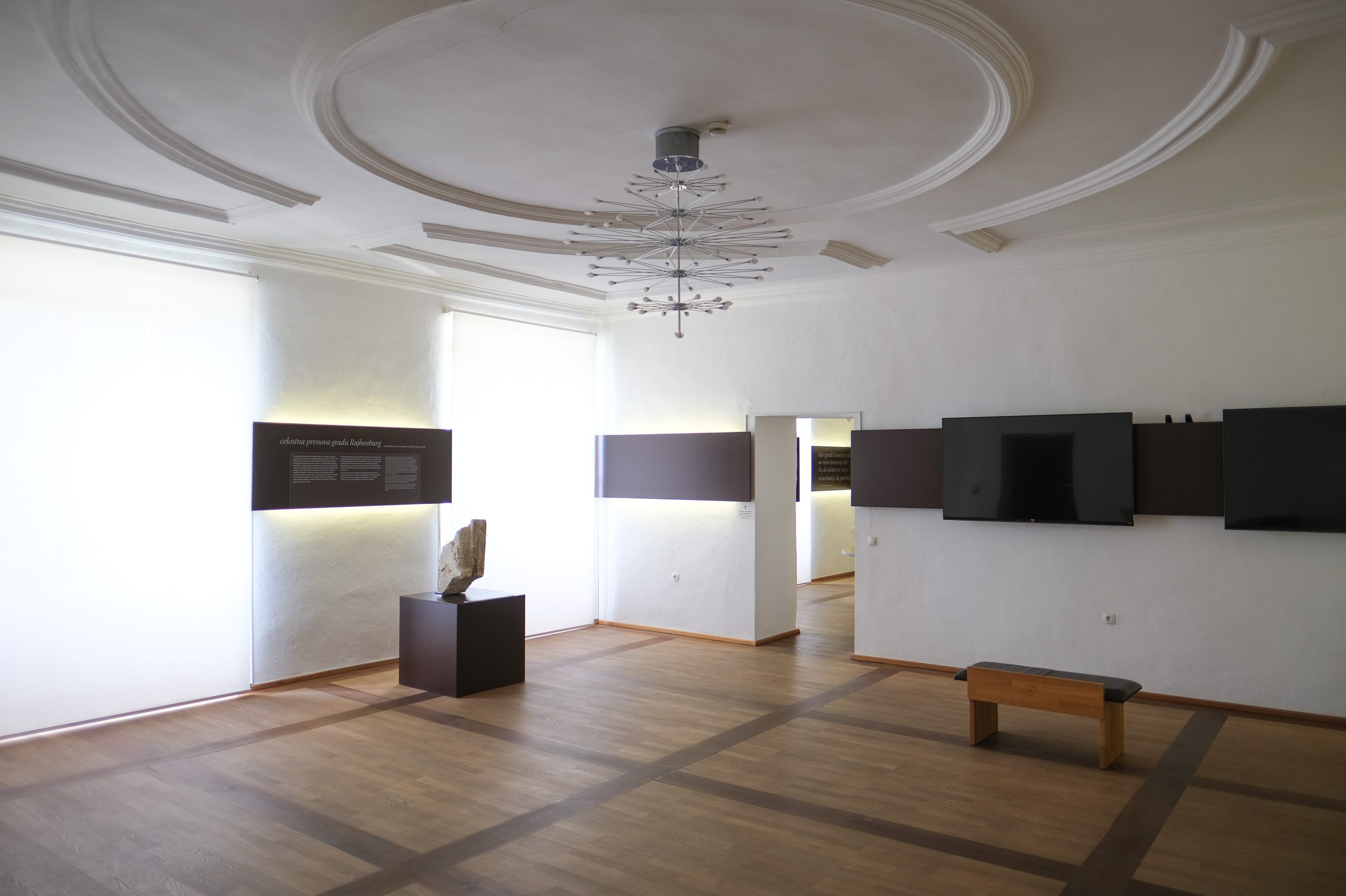 Grad Rajhenburg (1)